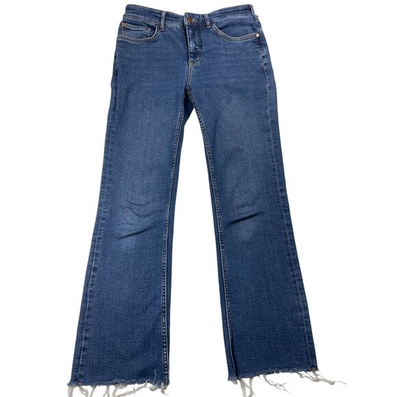 Women's Pilcro Jeans Size 28 Medium Wash Blue Cropped Frayed Hem Anthropologie - Picture 1 of 10